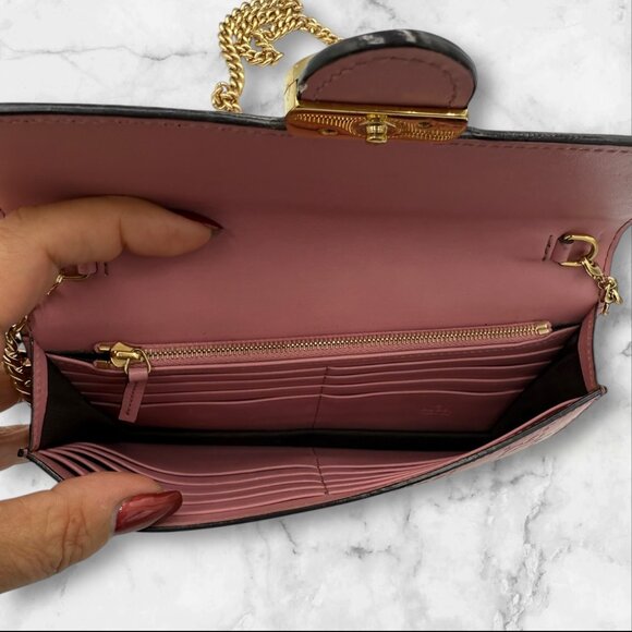 Gucci Sima GG Interlocking Wallet on a Chain - Pink - Picture 9 of 11